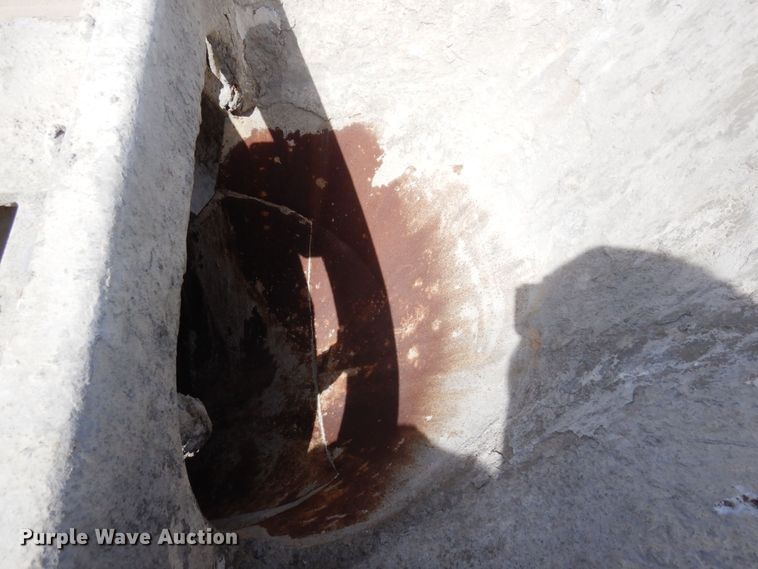 image for item KU9948 2004 Sterling LT9500  ready mix truck