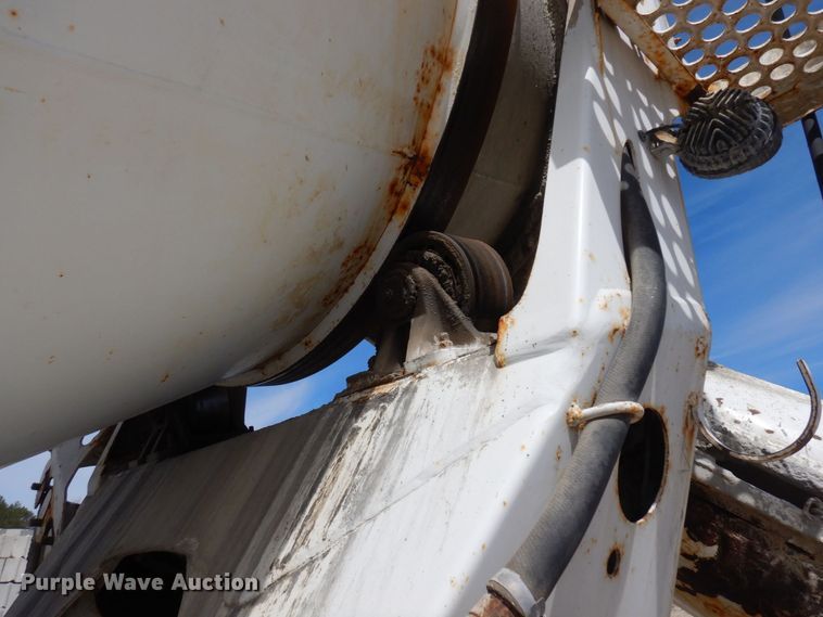 image for item KU9948 2004 Sterling LT9500  ready mix truck