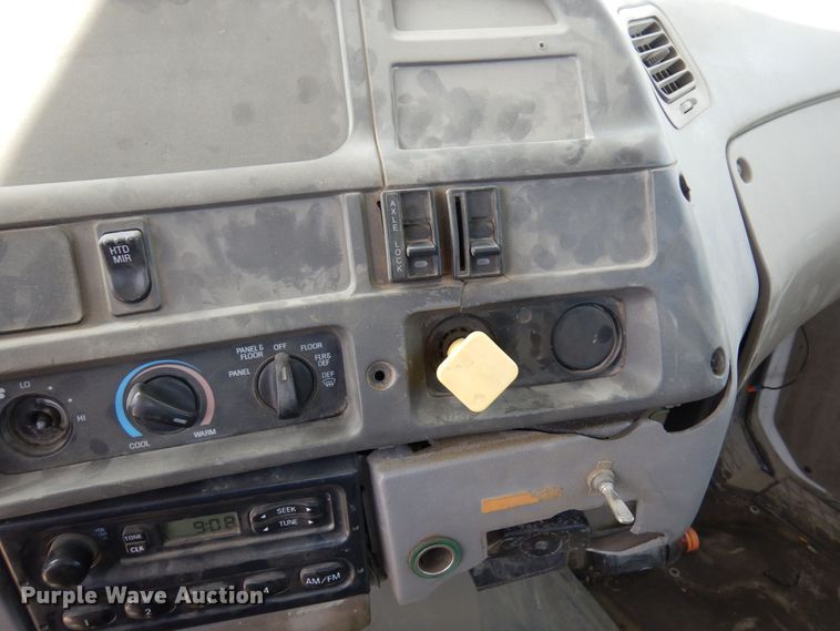 image for item KU9948 2004 Sterling LT9500  ready mix truck