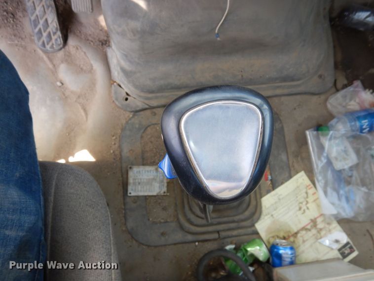 image for item KU9948 2004 Sterling LT9500  ready mix truck