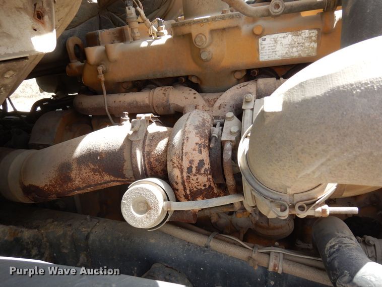 image for item KU9948 2004 Sterling LT9500  ready mix truck