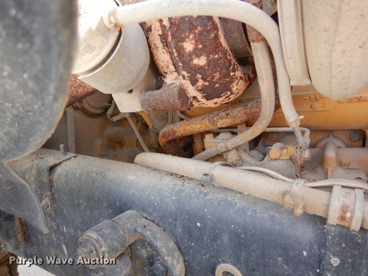 image for item KU9948 2004 Sterling LT9500  ready mix truck