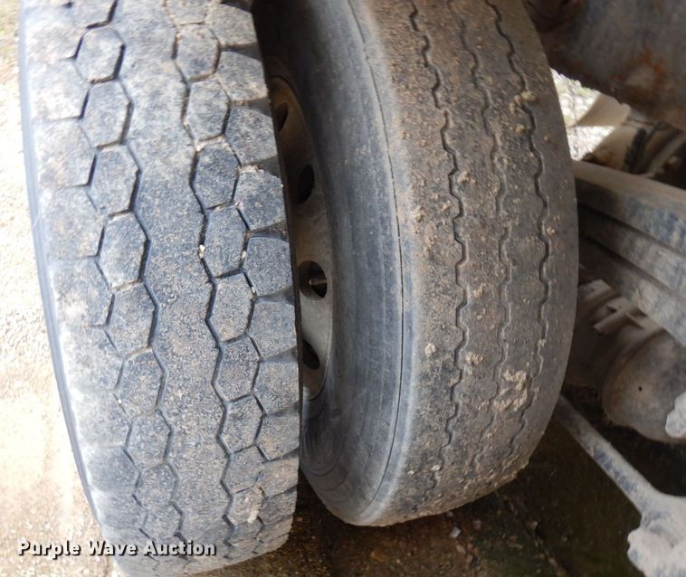 image for item KU9948 2004 Sterling LT9500  ready mix truck