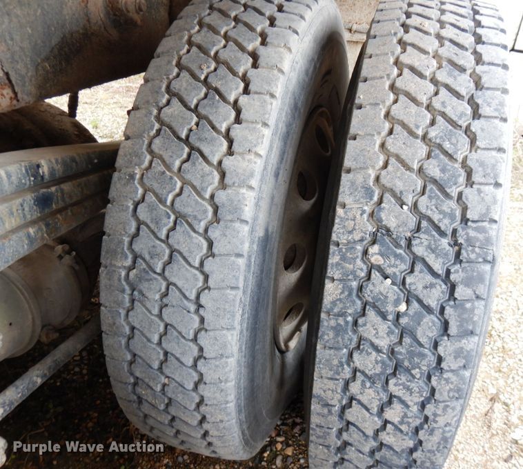 image for item KU9948 2004 Sterling LT9500  ready mix truck