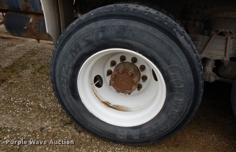 image for item KU9948 2004 Sterling LT9500  ready mix truck