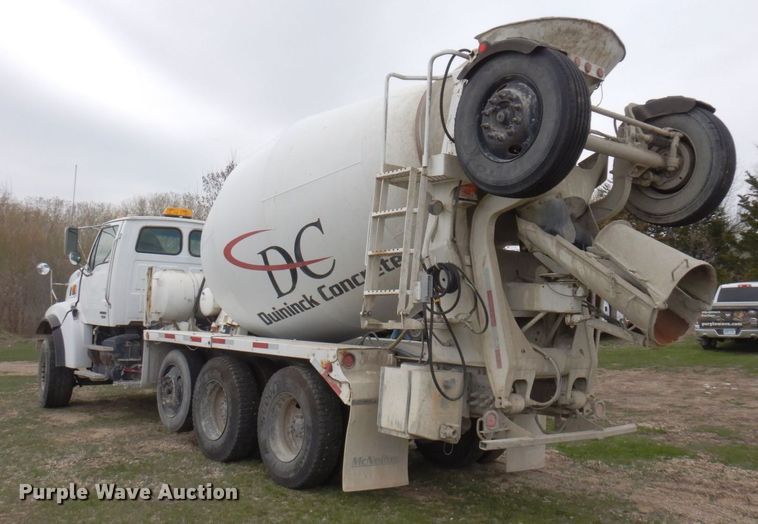 image for item KU9950 2005 Sterling LT9500  ready mix truck
