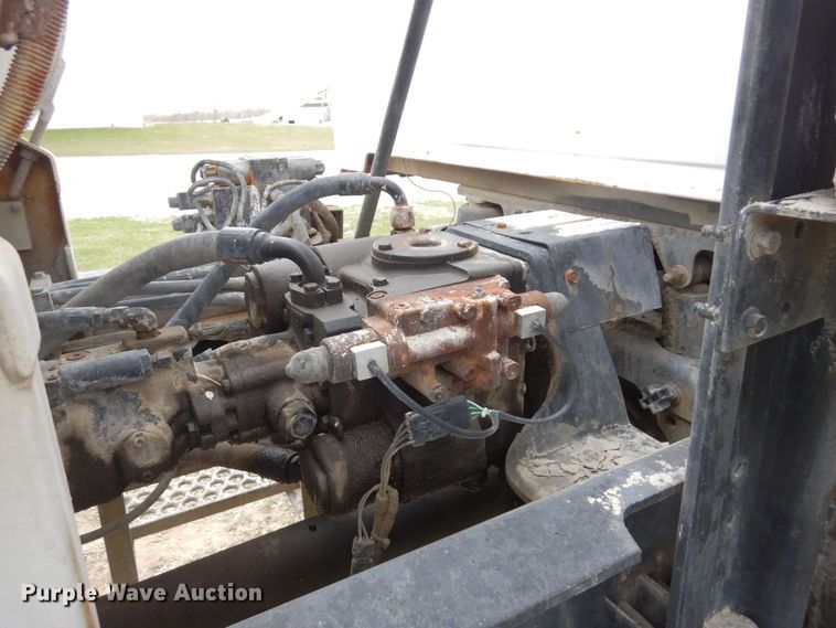 image for item KU9950 2005 Sterling LT9500  ready mix truck