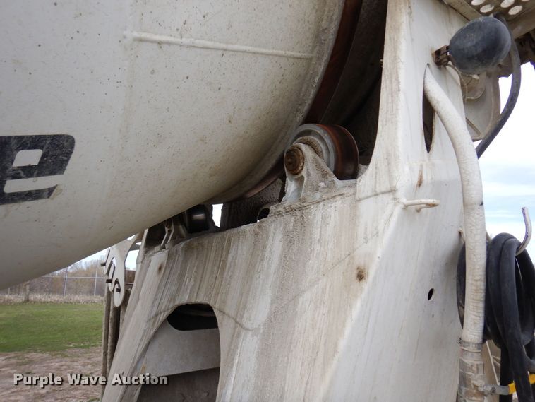 image for item KU9950 2005 Sterling LT9500  ready mix truck