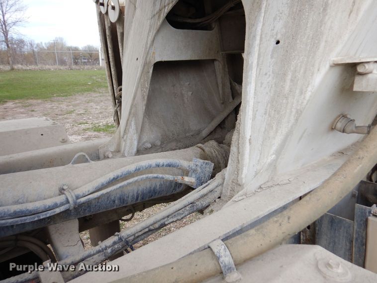 image for item KU9950 2005 Sterling LT9500  ready mix truck