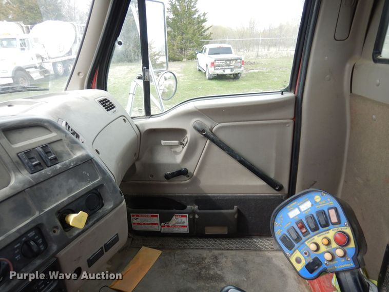 image for item KU9950 2005 Sterling LT9500  ready mix truck