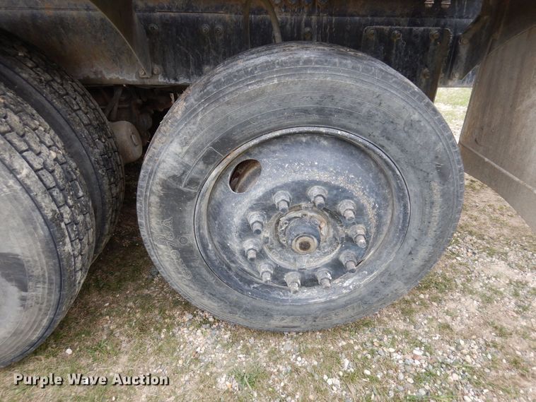 image for item KU9950 2005 Sterling LT9500  ready mix truck