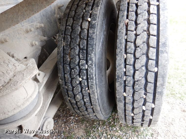 image for item KU9950 2005 Sterling LT9500  ready mix truck