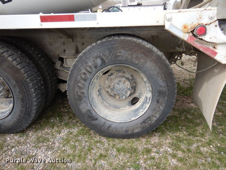 image for item KU9950 2005 Sterling LT9500  ready mix truck