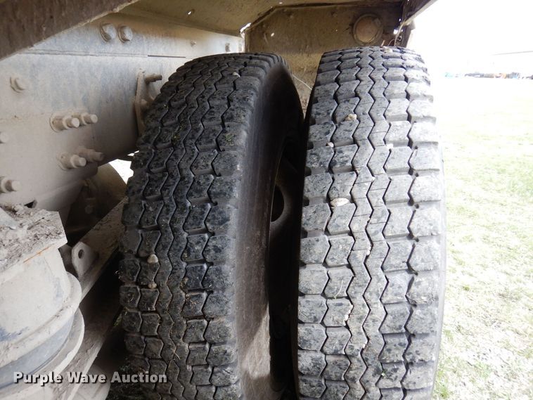 image for item KU9950 2005 Sterling LT9500  ready mix truck