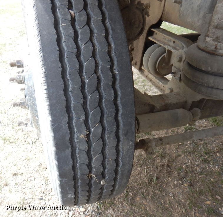 image for item KU9950 2005 Sterling LT9500  ready mix truck