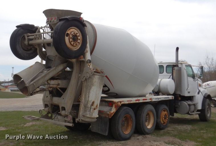image for item KU9951 2005 Sterling LT9500  ready mix truck
