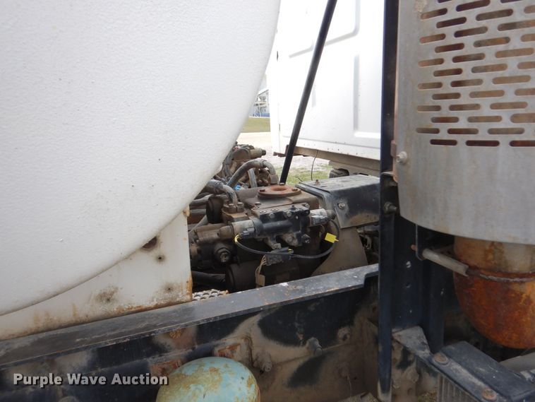 image for item KU9951 2005 Sterling LT9500  ready mix truck