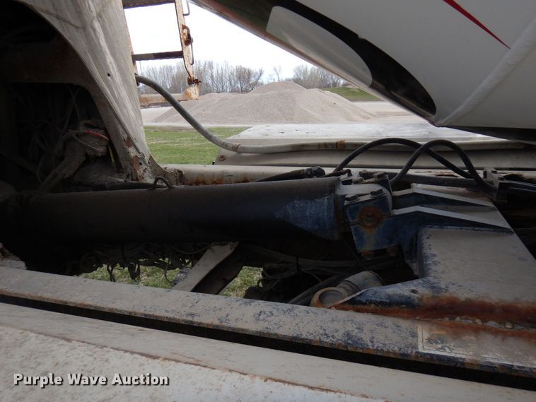 image for item KU9951 2005 Sterling LT9500  ready mix truck