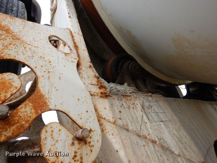 image for item KU9951 2005 Sterling LT9500  ready mix truck