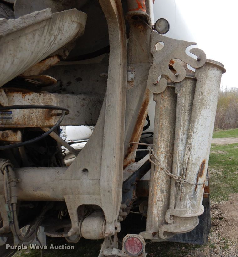 image for item KU9951 2005 Sterling LT9500  ready mix truck