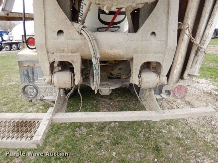 image for item KU9951 2005 Sterling LT9500  ready mix truck