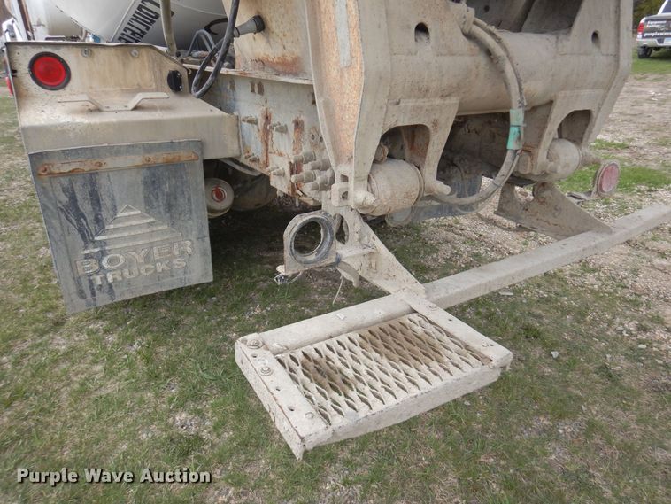 image for item KU9951 2005 Sterling LT9500  ready mix truck