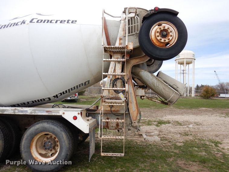 image for item KU9951 2005 Sterling LT9500  ready mix truck