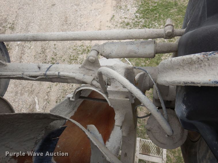 image for item KU9951 2005 Sterling LT9500  ready mix truck