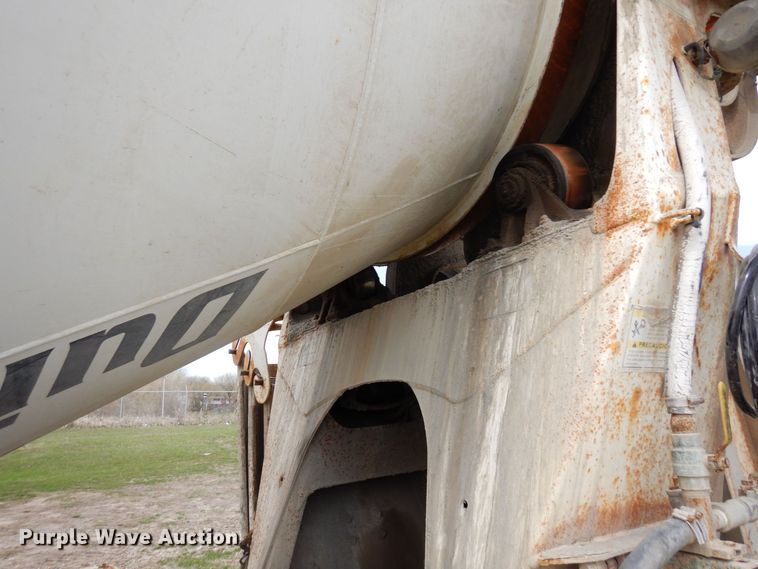 image for item KU9951 2005 Sterling LT9500  ready mix truck