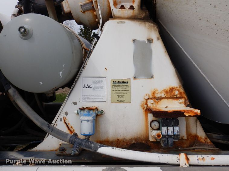 image for item KU9951 2005 Sterling LT9500  ready mix truck