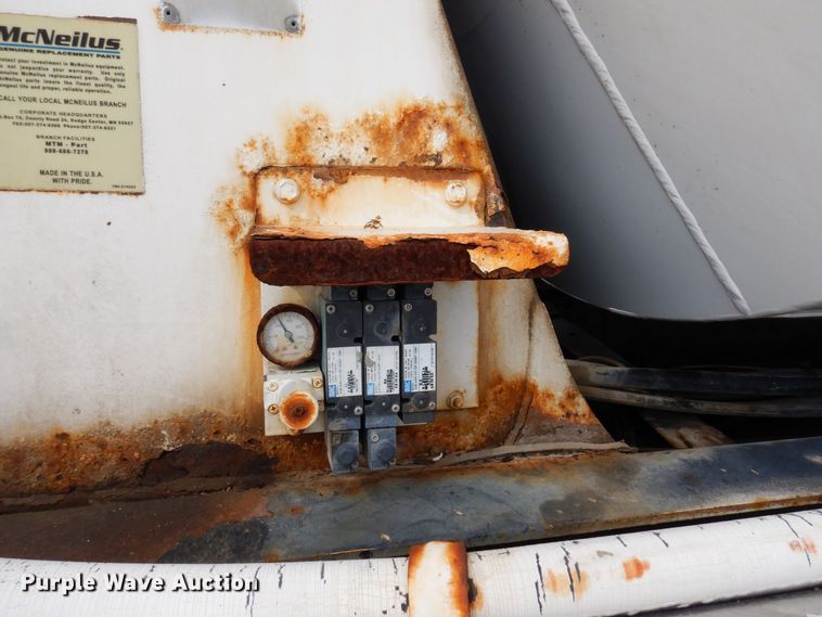 image for item KU9951 2005 Sterling LT9500  ready mix truck