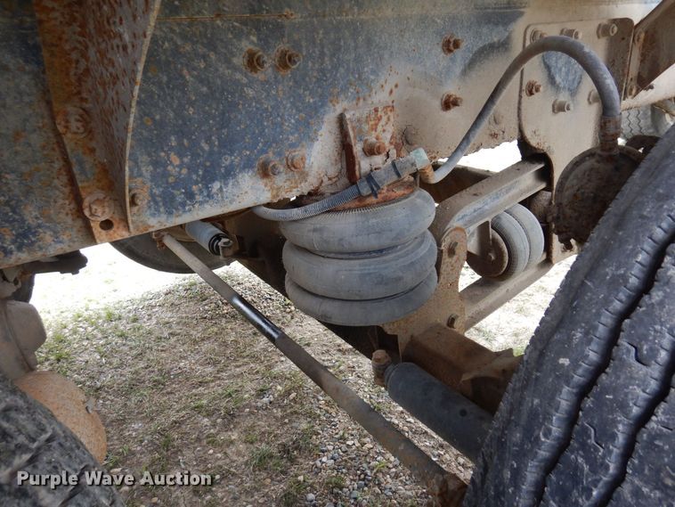 image for item KU9951 2005 Sterling LT9500  ready mix truck