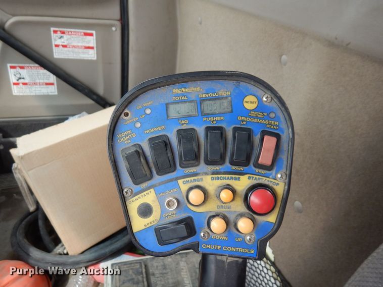 image for item KU9951 2005 Sterling LT9500  ready mix truck