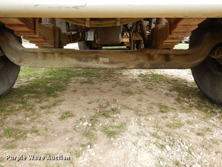 image for item KU9951 2005 Sterling LT9500  ready mix truck