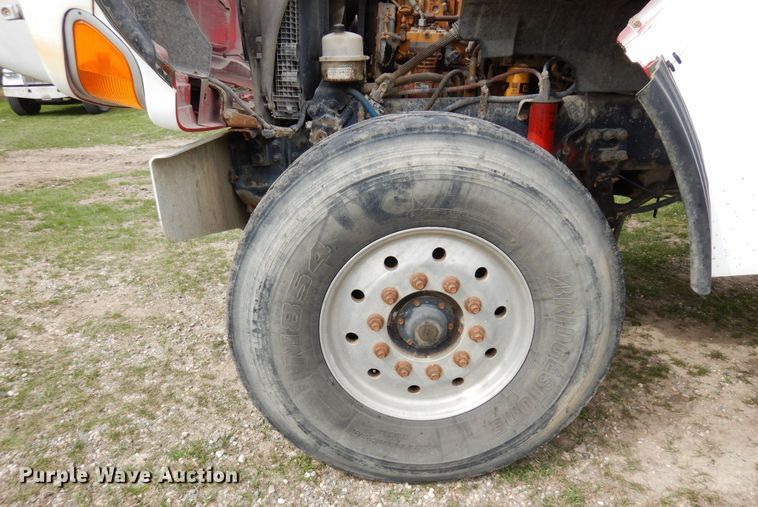 image for item KU9951 2005 Sterling LT9500  ready mix truck