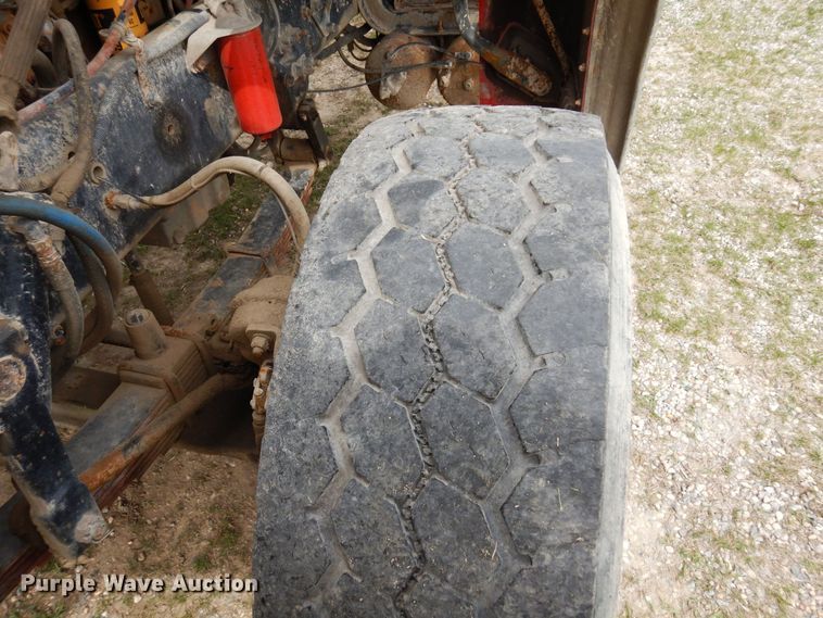 image for item KU9951 2005 Sterling LT9500  ready mix truck