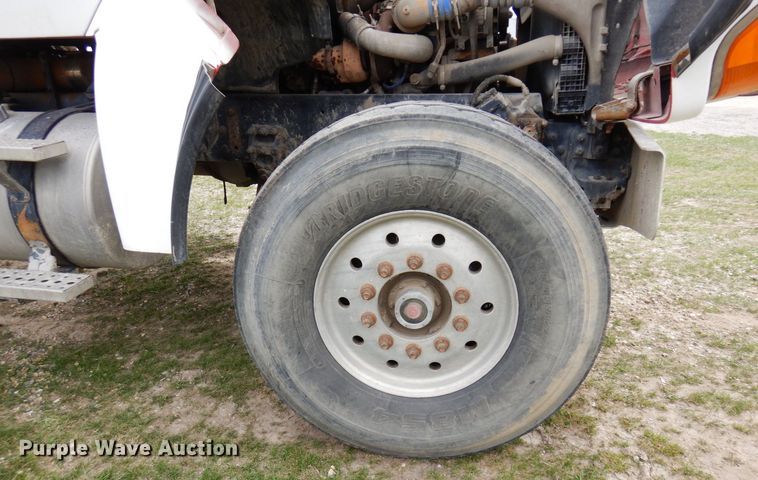 image for item KU9951 2005 Sterling LT9500  ready mix truck