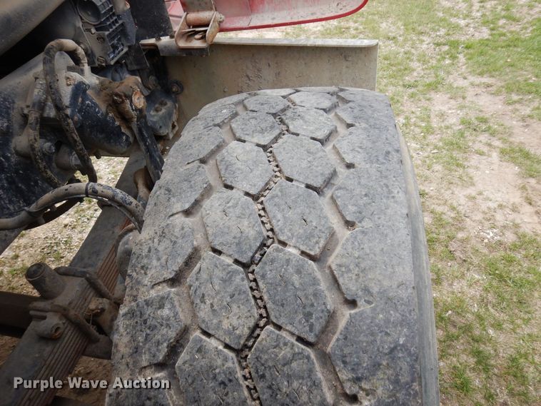 image for item KU9951 2005 Sterling LT9500  ready mix truck