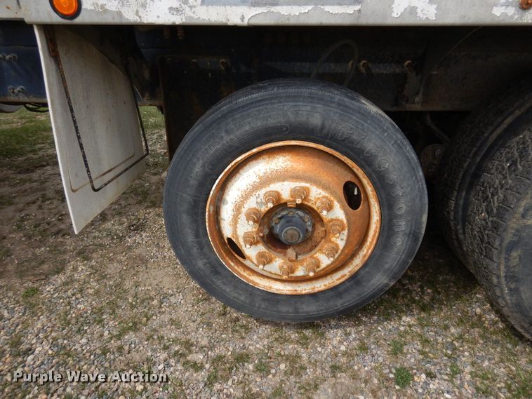 image for item KU9951 2005 Sterling LT9500  ready mix truck