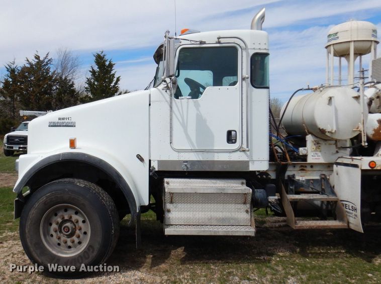 image for item KU9952 2009 Kenworth W900  ready mix truck