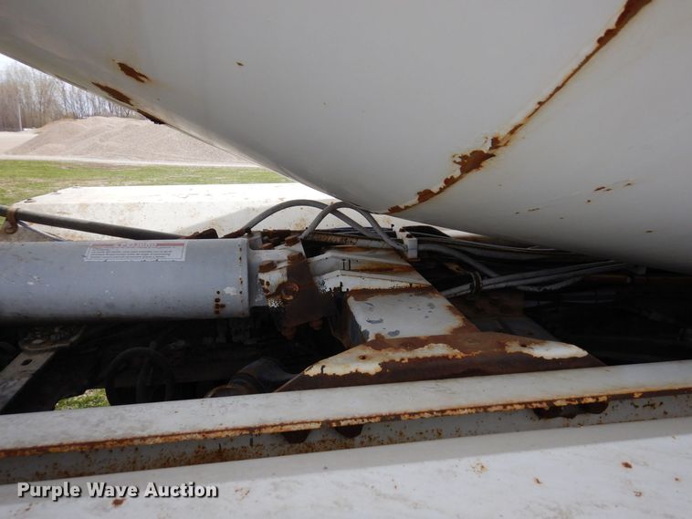 image for item KU9952 2009 Kenworth W900  ready mix truck