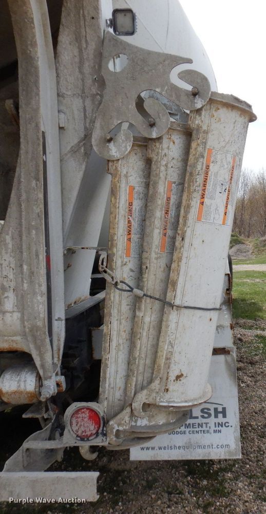 image for item KU9952 2009 Kenworth W900  ready mix truck