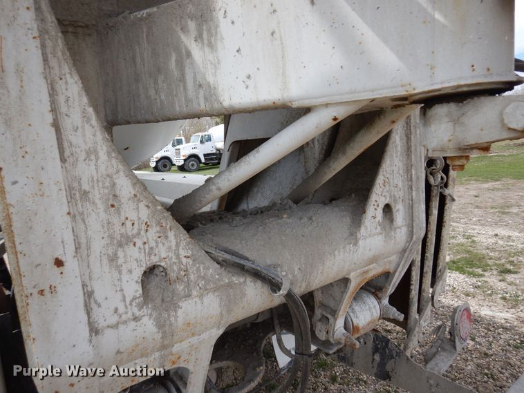 image for item KU9952 2009 Kenworth W900  ready mix truck