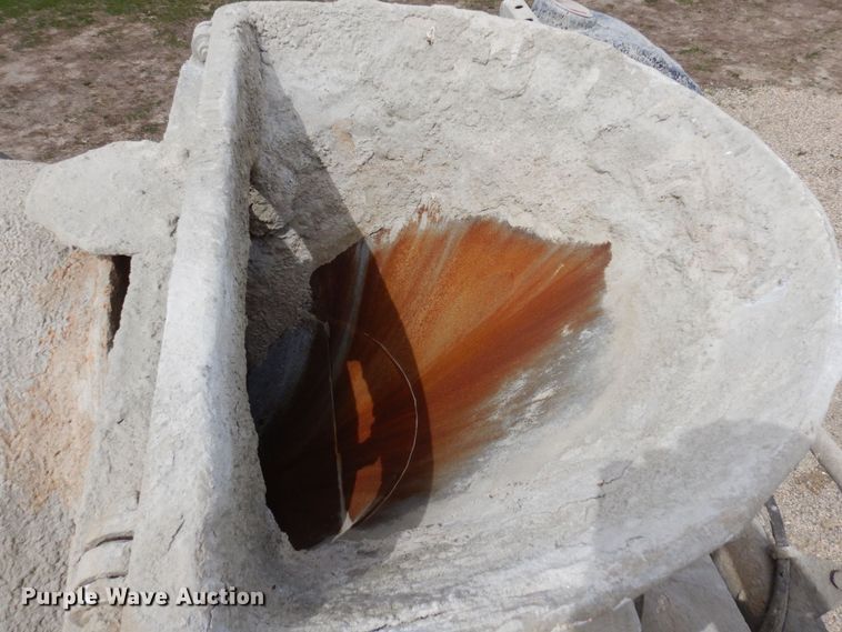 image for item KU9952 2009 Kenworth W900  ready mix truck