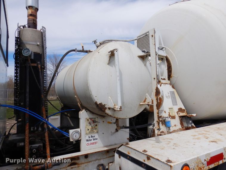 image for item KU9952 2009 Kenworth W900  ready mix truck