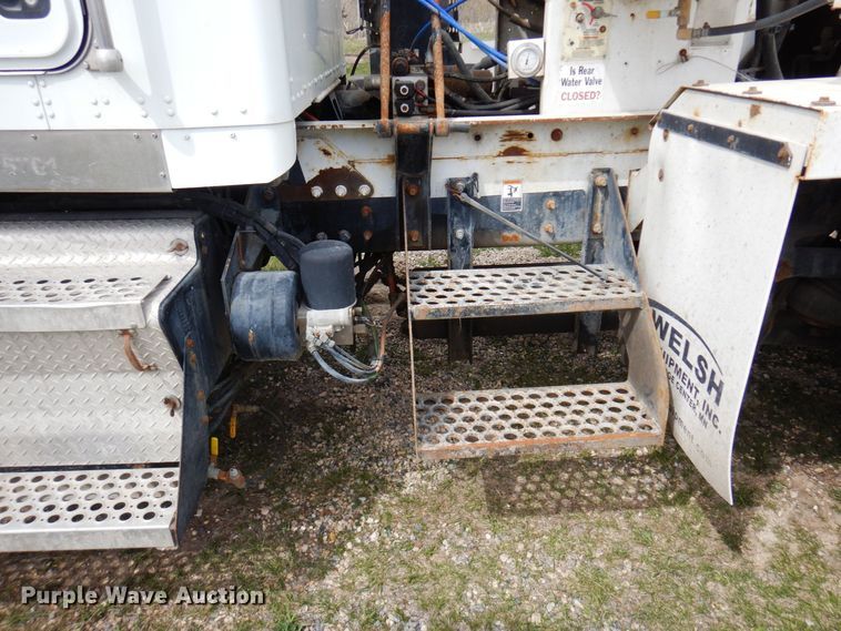 image for item KU9952 2009 Kenworth W900  ready mix truck