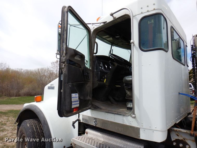image for item KU9952 2009 Kenworth W900  ready mix truck