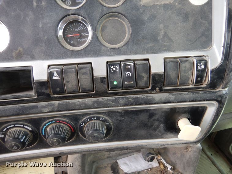 image for item KU9952 2009 Kenworth W900  ready mix truck