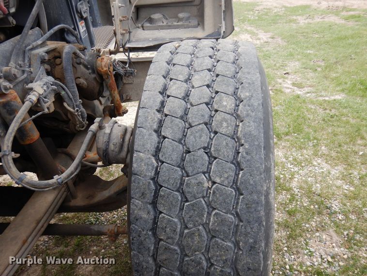 image for item KU9952 2009 Kenworth W900  ready mix truck