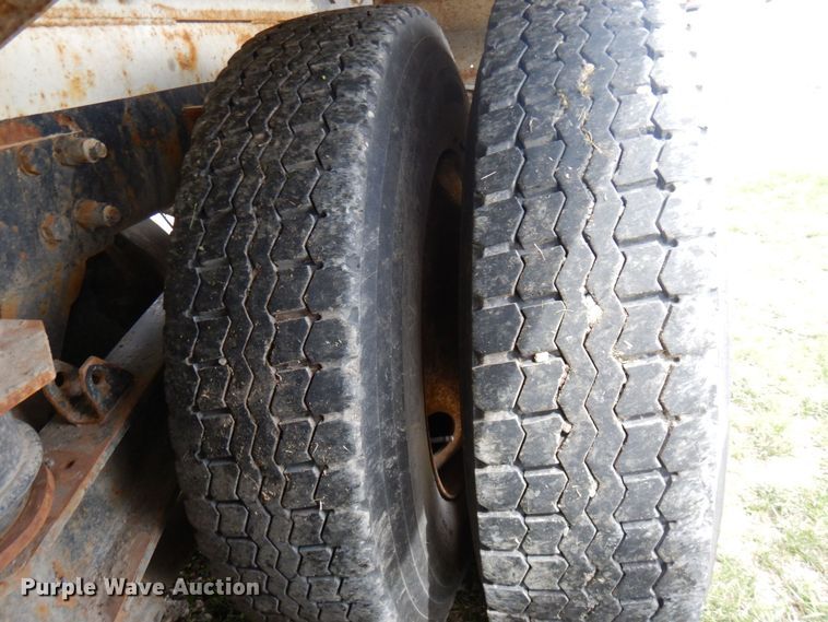 image for item KU9952 2009 Kenworth W900  ready mix truck